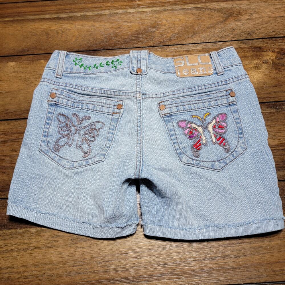 Glo Jeans Junior Denim Shorts w/ Embroidery - Size 3 - Picture 4 of 8